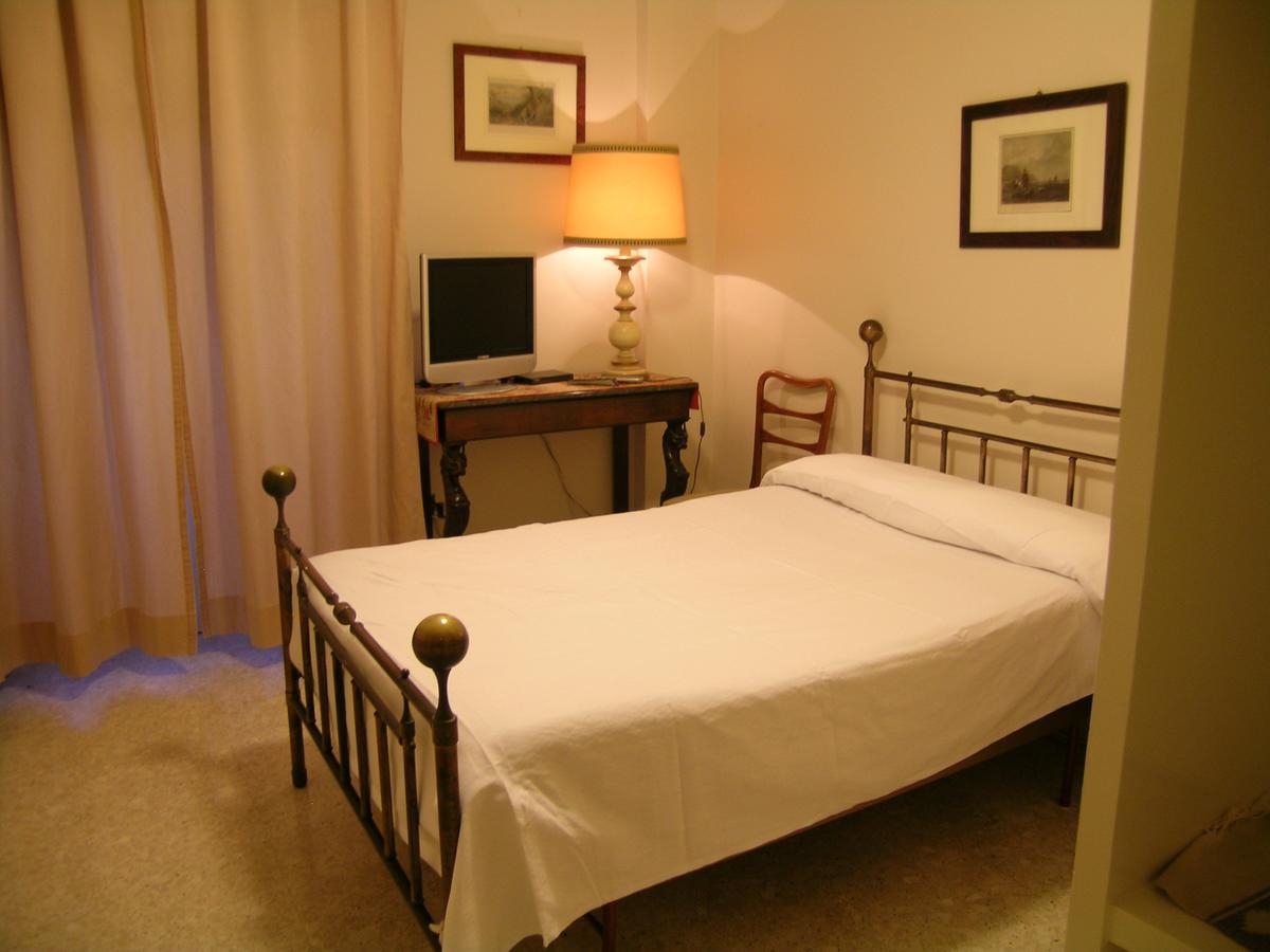 B.&B Margaret'S House Bed & Breakfast Милацо Екстериор снимка